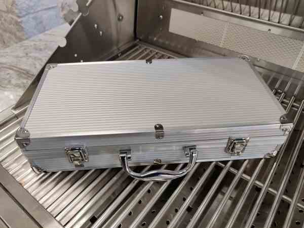 10 Piece BBQ Tool Set w/Carry Case