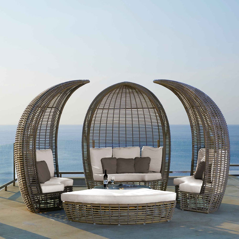 Halo Daybed with Sunbrella Cushions