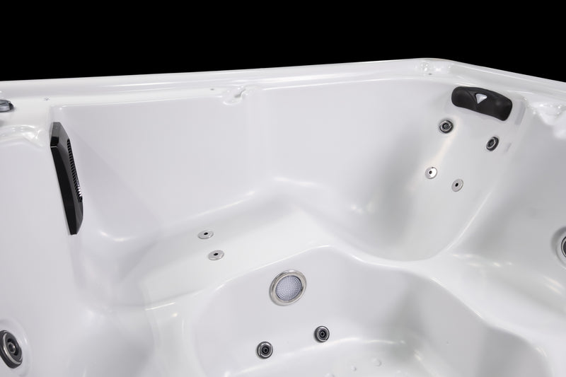 Cyanna Valley Model 'Supreme'