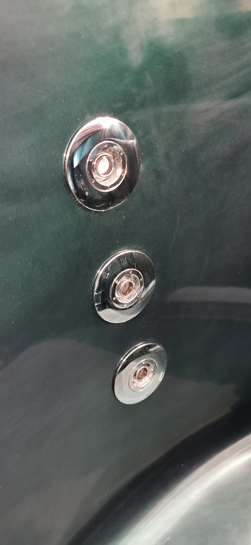 The Pearl Basin – 4-Person Acrylic Hot Tub