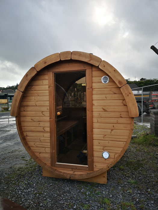 The Blaze Capsule – Luxury 6-Person Thermowood Barrel Sauna