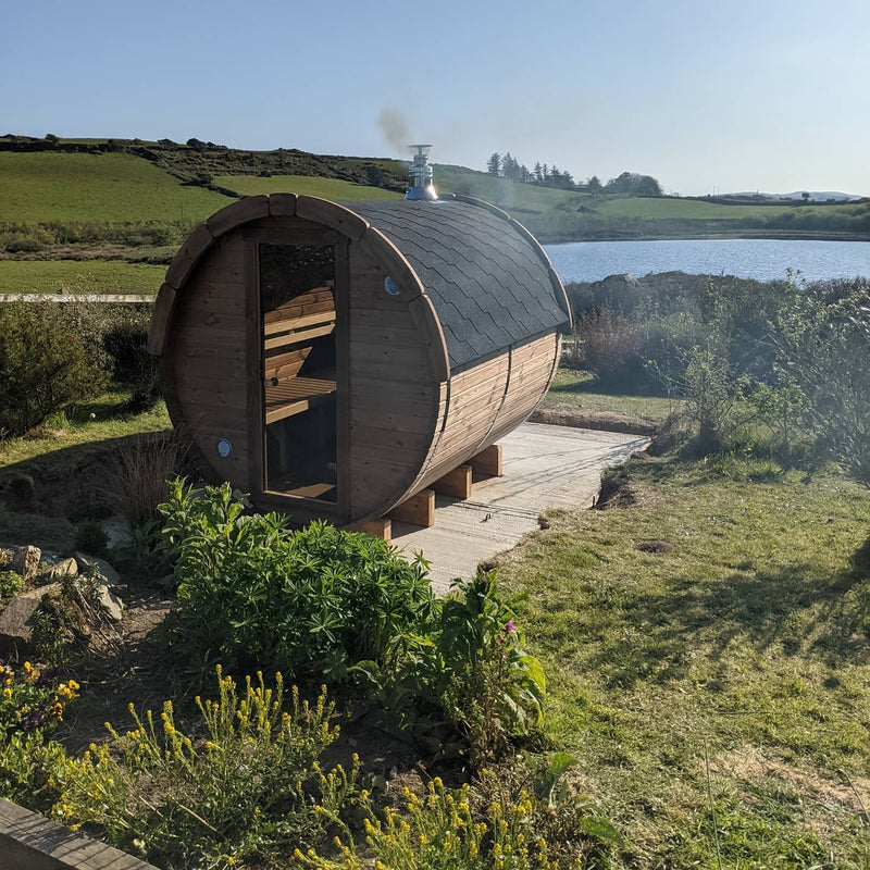 The Blaze Capsule – Luxury 6-Person Thermowood Barrel Sauna