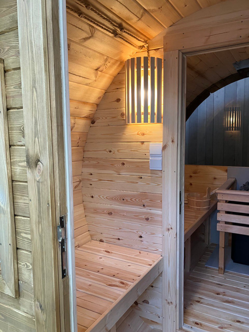 The Blaze Capsule – Luxury 6-Person Thermowood Barrel Sauna