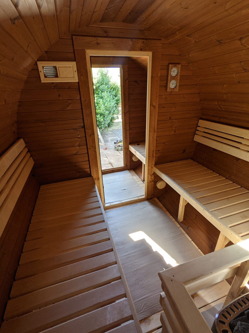 The Blaze Capsule – Luxury 6-Person Thermowood Barrel Sauna