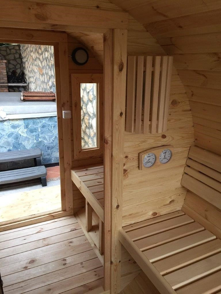 The Obsidian Dome – 10-Person Thermowood Sauna Barrel