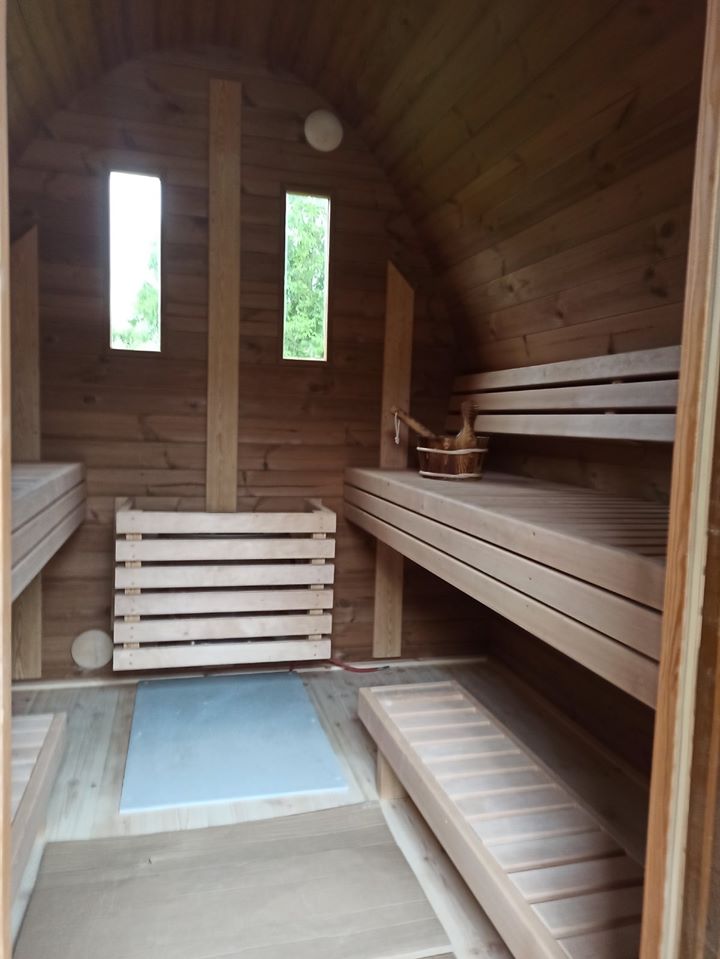 The Sizzle Pod – 6-Person Sauna Cabin