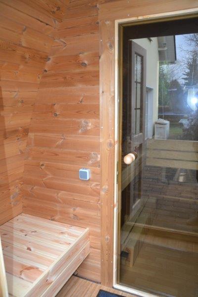 The Sizzle Pod – 6-Person Sauna Cabin