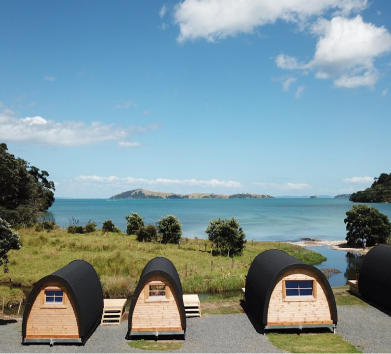 The Escape Vessel – 3.0m x 5.9m Luxury Insulated Camping Pod with Bath + Kitchen